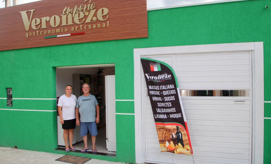 O Empório Veroneze, onde a empreendedora Débora vende massas, de lasanha a nhoque, de panqueca a pierogi, sucos e outras guloseimas caseiras.