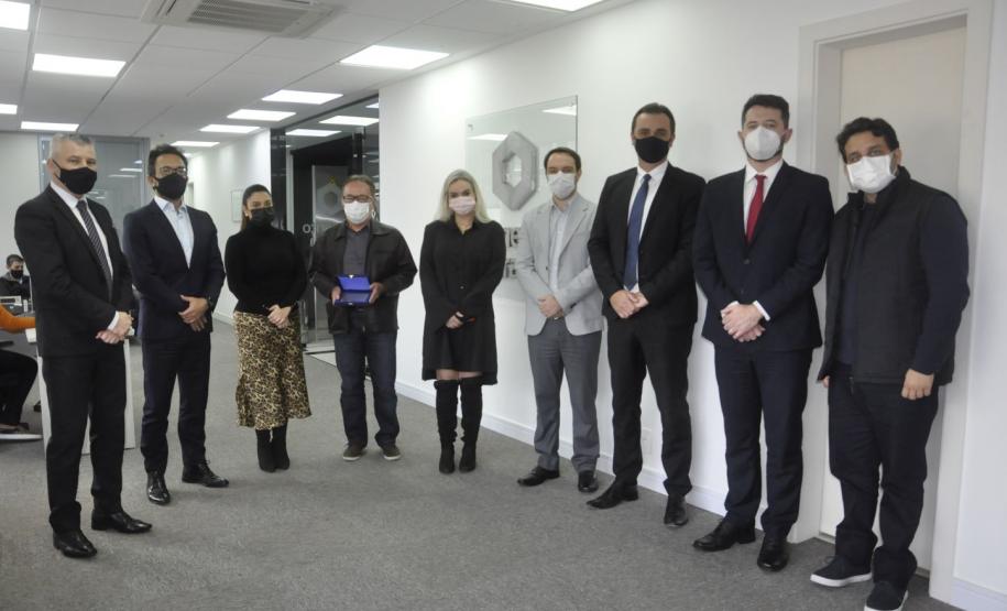 Homenagem marca despedida do empregado nº 01 da Fomento Paraná