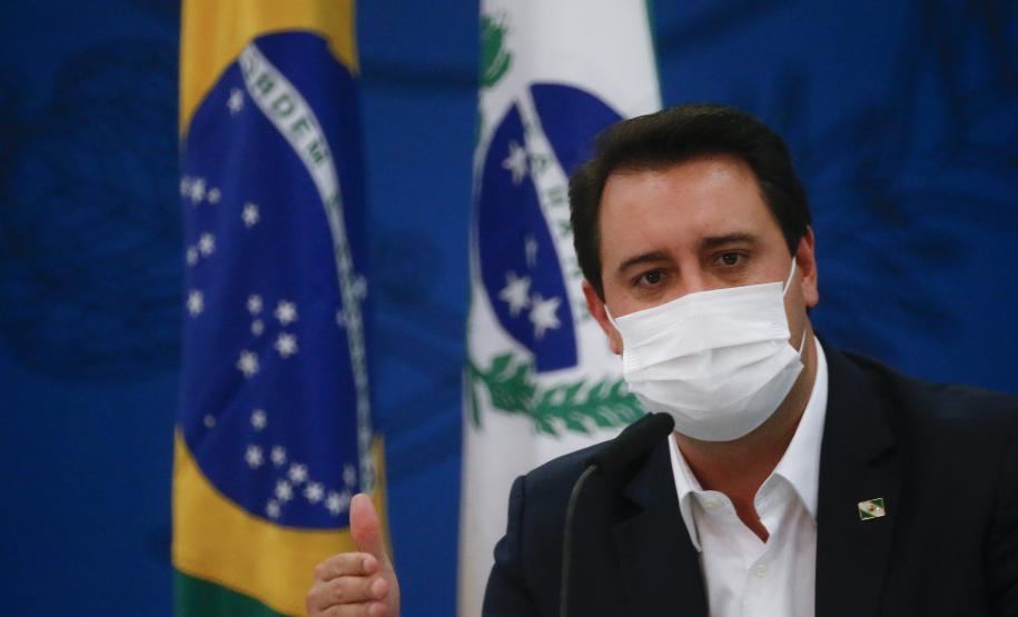 Governador anuncia redução nas taxas de juros do microcrédito da Fomento Paraná