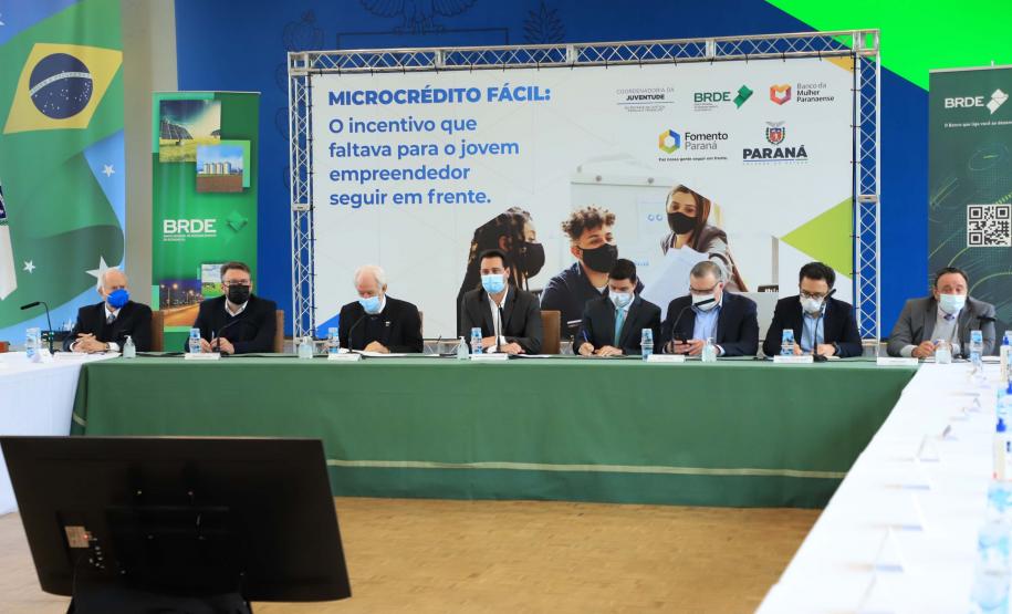 Governador Carlos Massa Ratinho Junior lança Programa de Microcrédito para Jovens Empreendedores