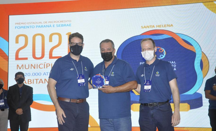 Entrega de Troféus do Prêmio Estadual de Microcrédito  Fomento Paraná e Sebrae 2021 - Santa Helena
