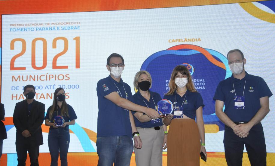 Entrega de Troféus do Prêmio Estadual de Microcrédito Fomento Paraná e Sebrae 2021 - Cafelândia