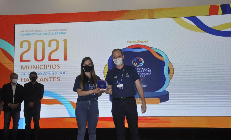 Entrega de Troféus do Prêmio Estadual de Microcrédito  Fomento Paraná e Sebrae 2021 - General Carneiro