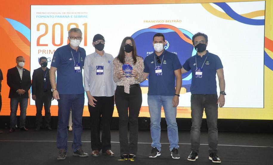 Entrega de Troféus do Prêmio Estadual de Microcrédito  Fomento Paraná e Sebrae 2021 - Francisco Beltrão