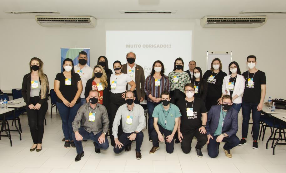 Encontro regional de agentes de crédito em Maringá. Oficina de correspondentes.