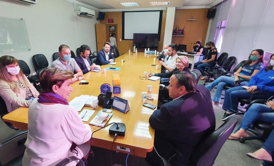 Reunião com representantes da Fomento Paraná e da Prefeitura de Ponta Grossa