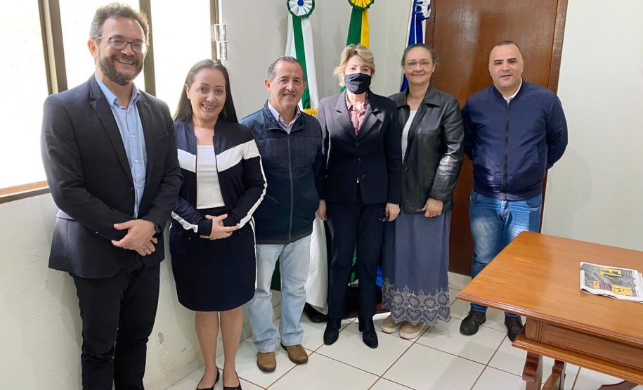 Em Nova Santa Bárbara a reunião com o vice-prefeito, Jozias de Moraes