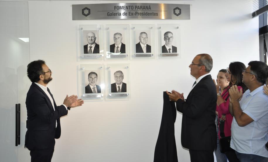 Fomento Paraná recebe missão técnica de associações comerciais do Oeste do Estado