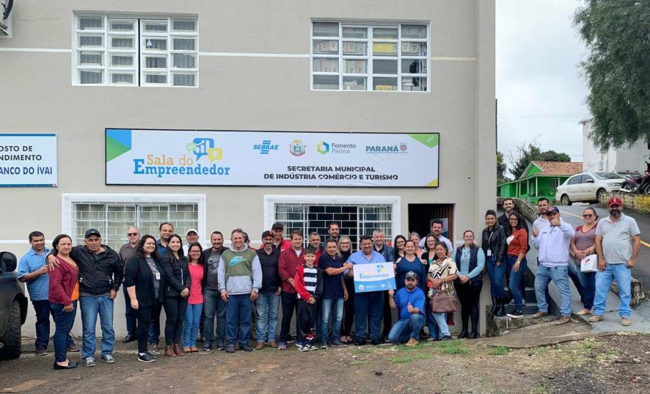 A prefeitura de Rio Branco do Ivaí inaugurou nesta sexta-feira, 21, a nova Sala do Empreendedor, em parceria com a Fomento Paraná e o Sebrae Paraná