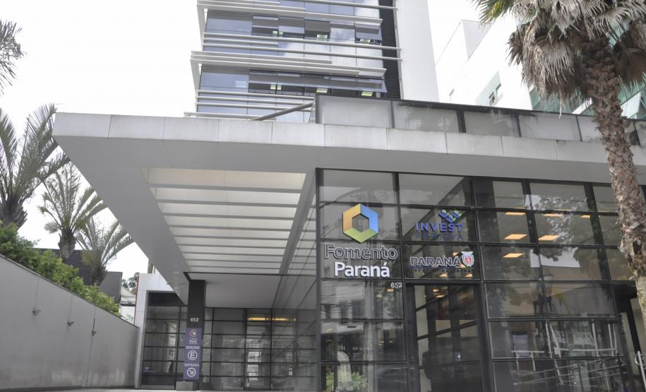 Fachada da Fomento Paraná