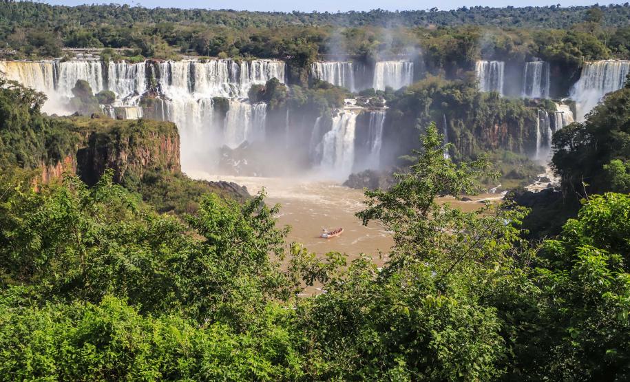 Vista da paisagem das Cataratas do Iguaçu