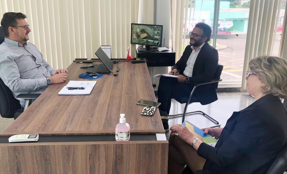 Em Pérola do Oeste, encontro com o prefeito Edsom Bagetti