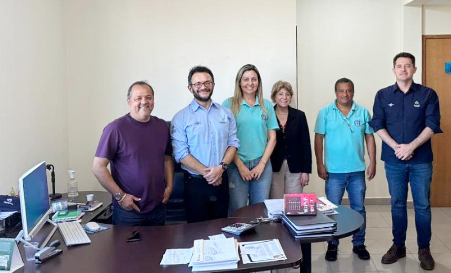 Reunião em São Jorge do Ivaí, com o prefeito Aguinaldo Guimarães