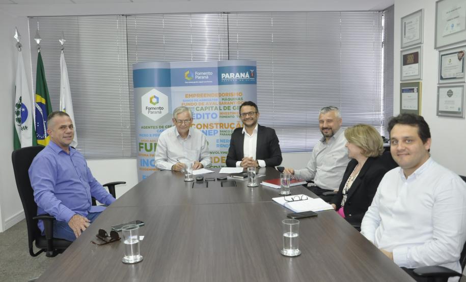 Assinatura de parceria entre Fomento Paraná e o município de São José da Boa Vista