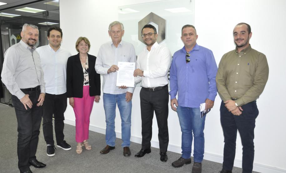 Assinatura de parceria entre Fomento Paraná e o município de São José da Boa Vista