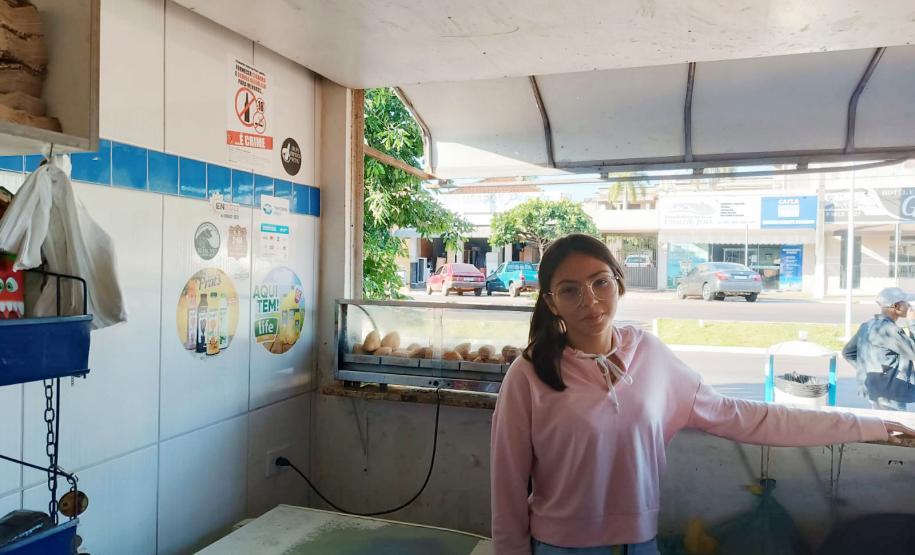 Lanchonete “Bionguinho do Elvis”, do empreendedor Elvis Vaz, em Pérola, no Noroeste