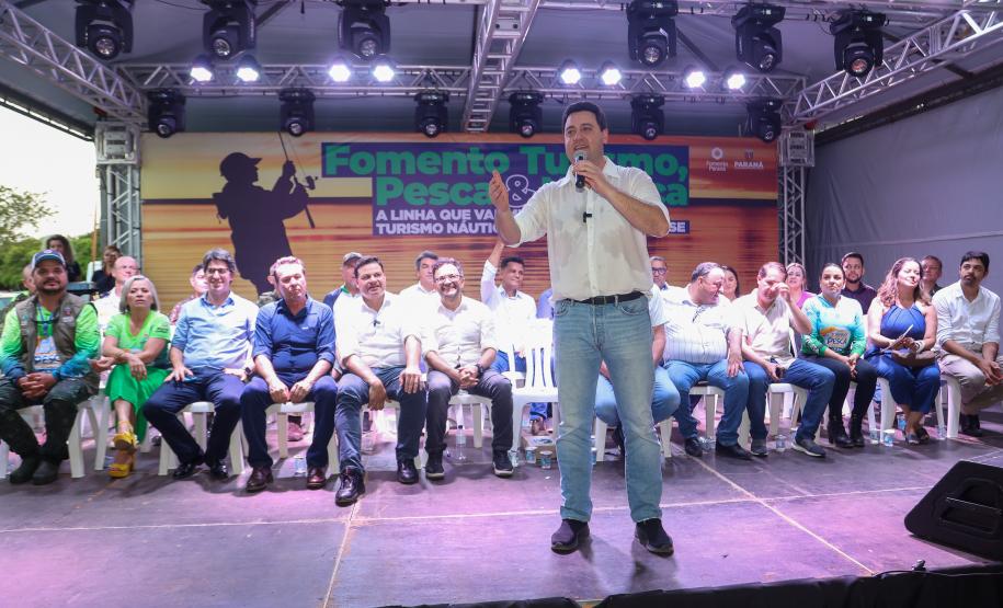 O governador Ratinho Júnior discursa no lançamento da nova linha de crédito Fomento Turismo, Pesca e Náutica.
