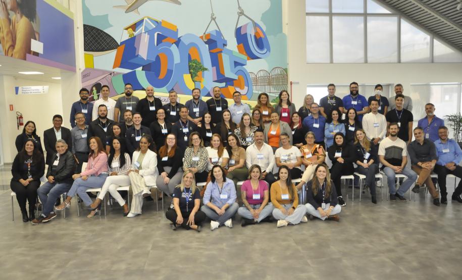 Fomento Paraná e Sebrae/PR concluem ciclo de encontros regionais de agentes de crédito