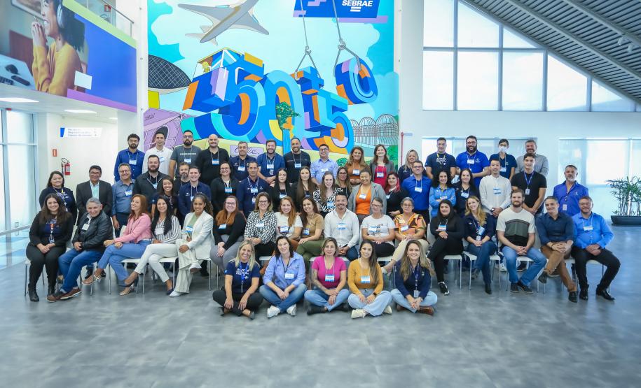 Fomento Paraná e Sebrae/PR concluem ciclo de encontros regionais de agentes de crédito