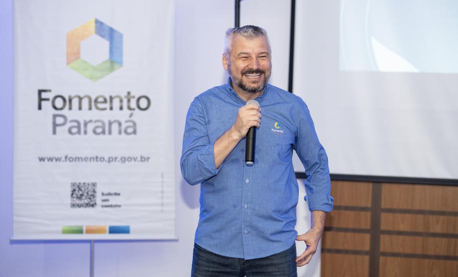 Agentes de crédito se reúnem para capacitação, em Cascavel