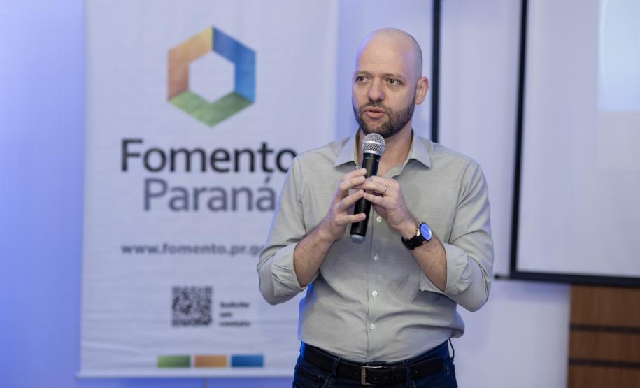 Agentes de crédito se reúnem para capacitação, em Cascavel