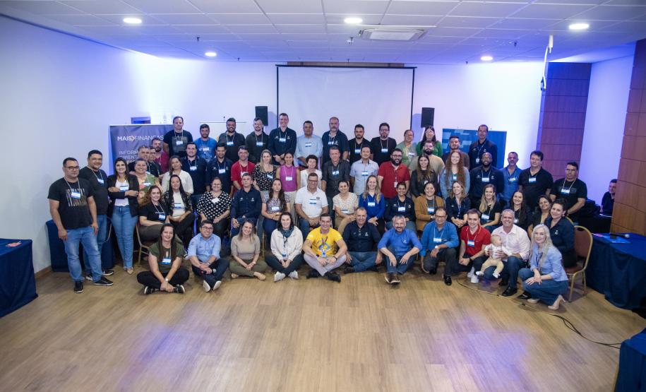 Agentes representantes de toda a região estiveram no encontro.