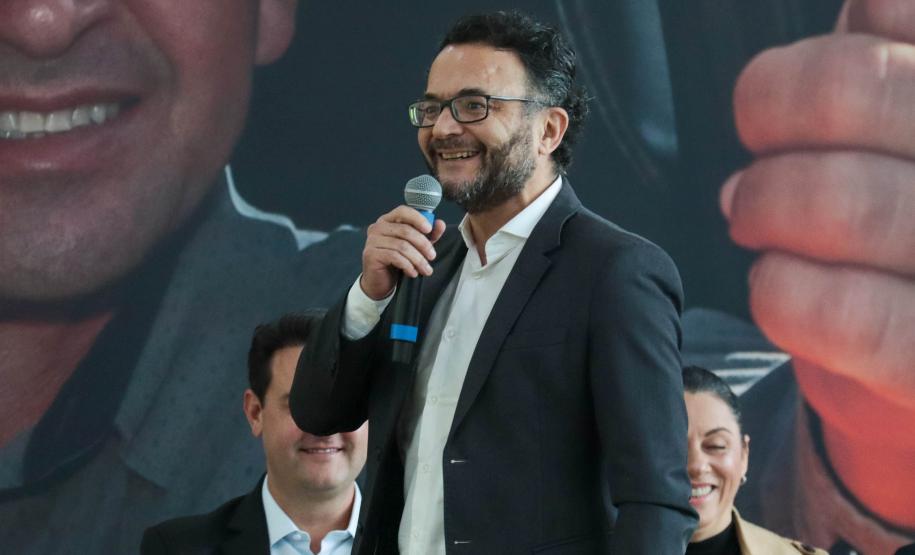 O governador Carlos Massa Ratinho Junior anuncia nesta terça-feira (30) que o Governo do Estado está abrindo, por intermédio da Fomento Paraná, uma linha de crédito para financiar a renovação da frota de veículos usados para táxi nos municípios paranaenses, atendendo à demanda das entidades que representam a categoria.  Na foto, Heraldo Neves - Diretor Presidente da  Fomento Paraná