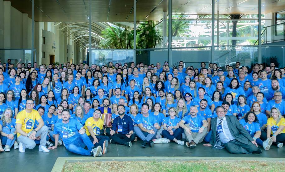 Fomento Paraná e Sebrae/PR promovem encontro para capacitar agentes de crédito