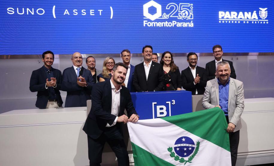 Equipe Fomento Paraná na B3 no lançamento do FIDC AGRO PARANÁ