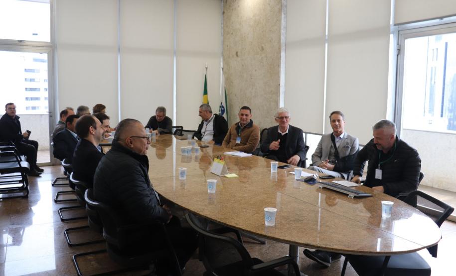 Melhor taxa do País: Fomento Paraná baixa juros de crédito para taxistas