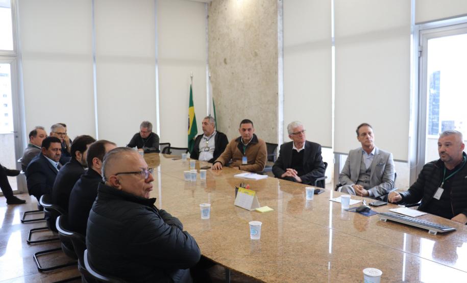 Melhor taxa do País: Fomento Paraná baixa juros de crédito para taxistas