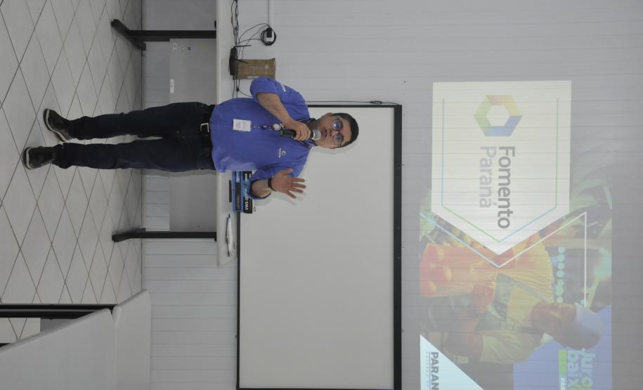 Luciano Martins, gerente de Mercado, explica as condições das linhas de crédito