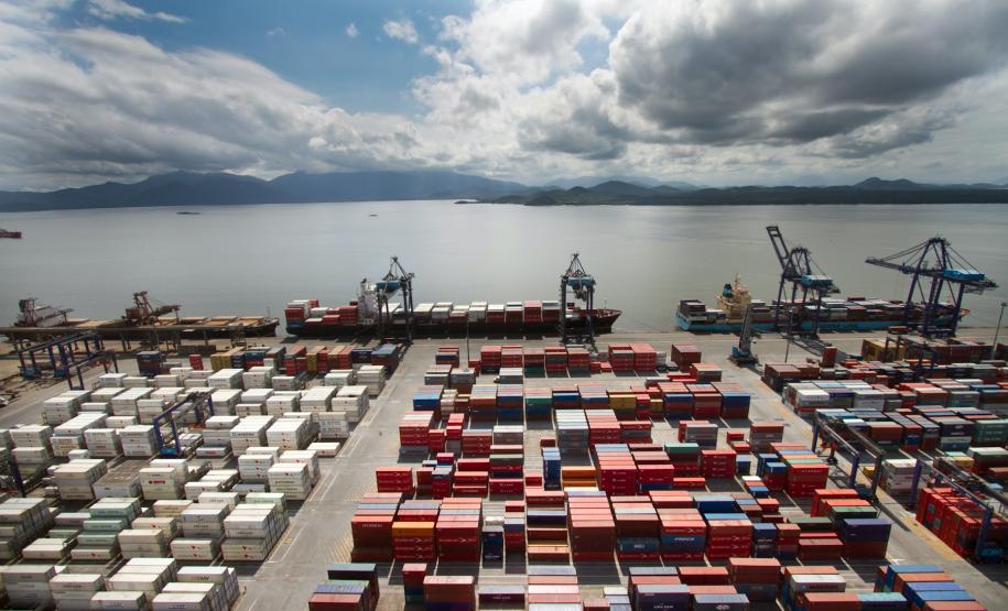 Novos investimentos vão permitir aumento na movimentação de cargas em Paranaguá