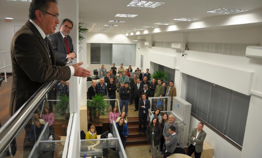 Esta terça-feira, 18 de junho, é uma data significativa para a Fomento Paraná, que completa 14 anos nesta data. Não faltam motivos para parabenizar colaboradores e parceiros que neste período ajudaram a forjar uma instituição que é reconhecida como ferramenta fundamental para o desenvolvimento regional no Paraná