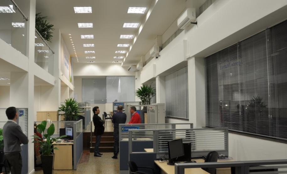 Novo espaço de atendimento da Fomento Paraná. Mais um avanço a ser comemorado nesta terça-feira, 18 de junho, data em que a instituição completa 14 anos.