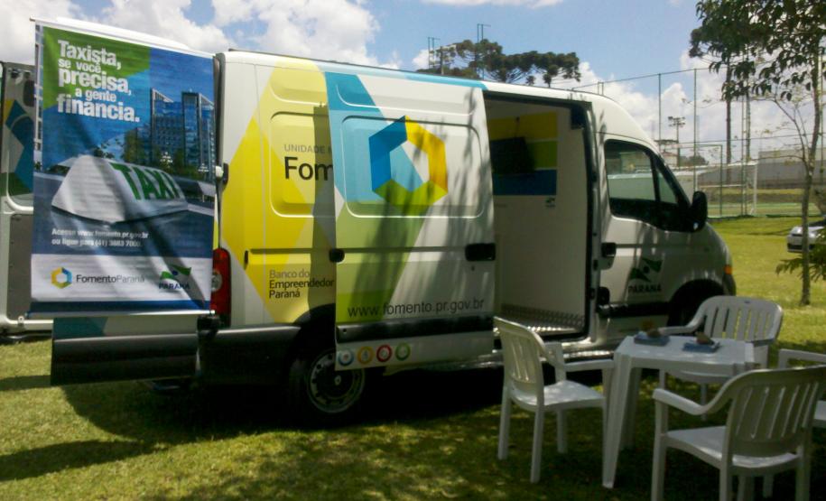A unidade móvel da Fomento Paraná marcou presença na fábrica da Renault, em São José dos Pinhais.