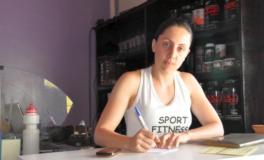 Fábrica de gaiolas financia expansão e criará mais emprego em Quatiguá Valéria Ribeiro, dona da academia de ginástica de Quatiguá.