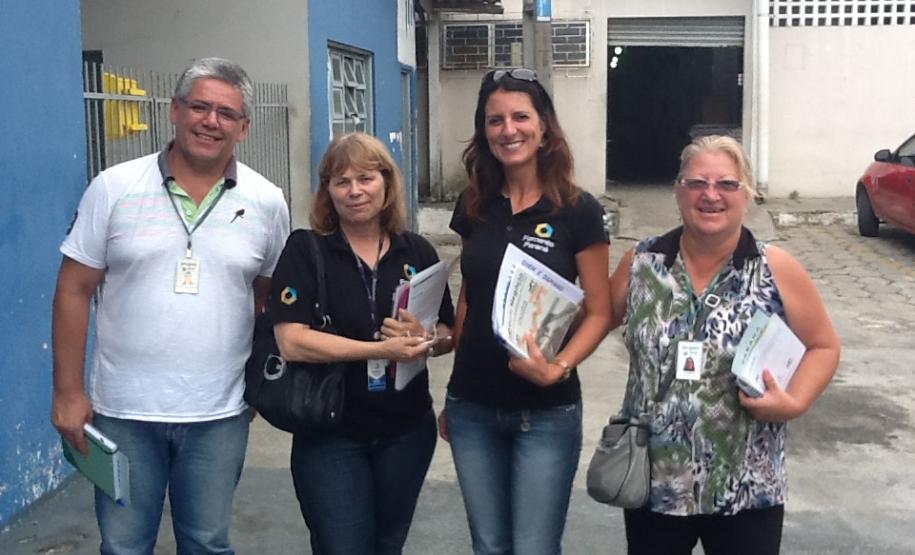 Pescadores do litoral paranaense que são permissionários do Mercado Municipal de Matinhos terão acesso facilitado às linhas de crédito da Fomento Paraná para a compra de balcões refrigerados e outros equipamentos, para atender às normas da Vigilância Sanitária relativas à venda de pescado.