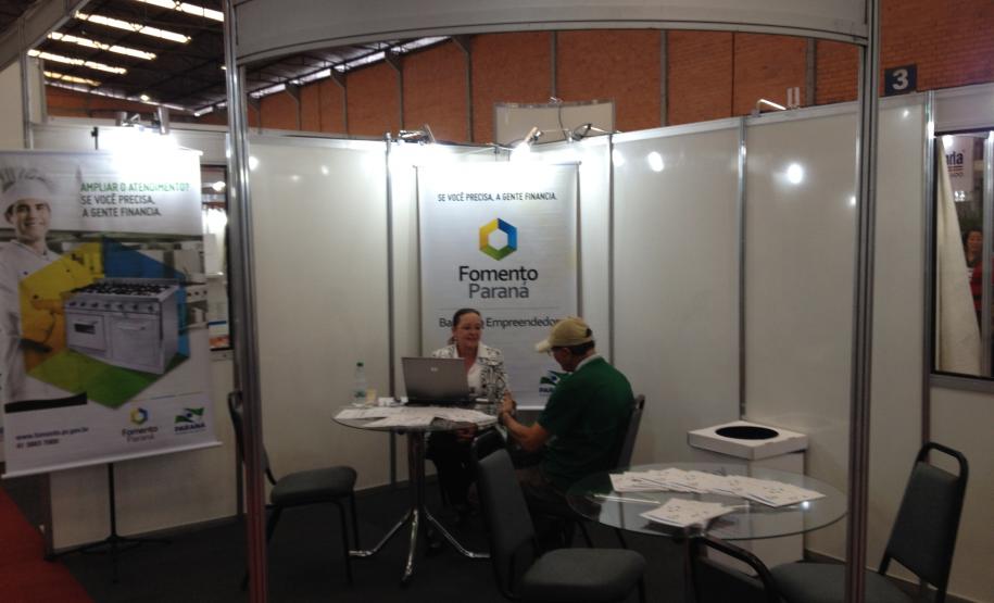 A equipe da Fomento Paraná também apresenta as linhas de crédito da instituição na feira HortiFruti Brasil Show, que acontece em Curitiba.