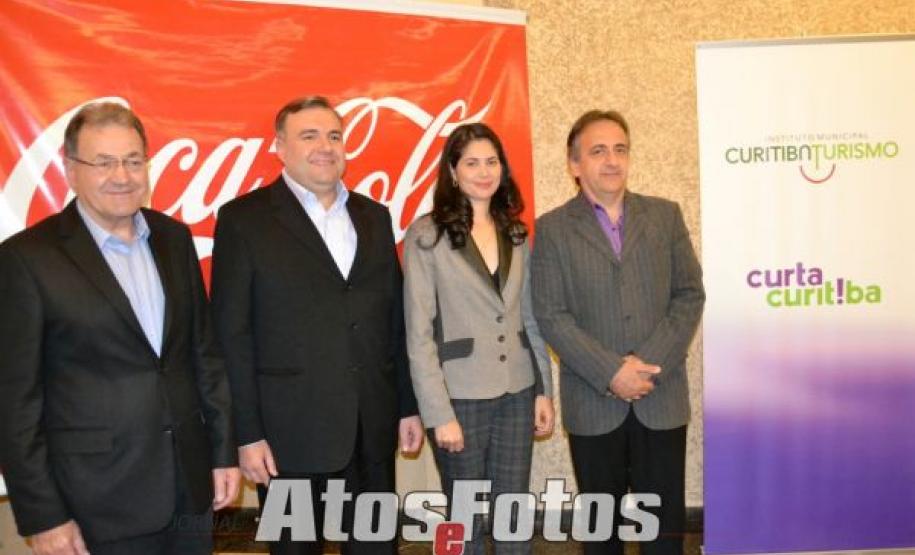 A publicação apresenta mais de 50 empresas da região e valoriza um dos principais polos gastronômicos de Curitiba.