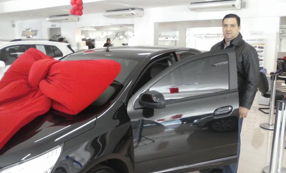 Cornélio Procópio tem segundo táxi financiado pela Fomento Paraná O motorista de táxi Marcos Roberto Zandoná é o segundo profissional de Cornélio Procópio, no norte pioneiro do estado, a obter um financiamento da Fomento Paraná na linha Taxistas.