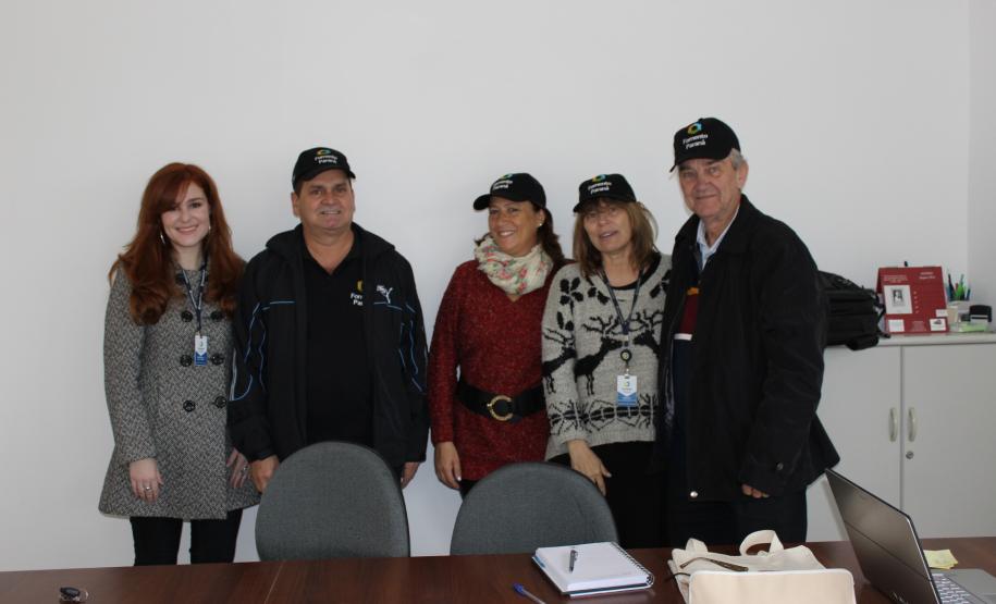 Técnicos da Fomento Paraná estão percorrendo municípios da região metropolitana de Curitiba (RMC) para divulgar as linhas de crédito de baixo custo disponibilizadas pela instituição para apoiar empreendedores. Nesta sexta-feira (8), a visita foi à Secretaria de Planejamento Urbano de Fazenda Rio Grande.