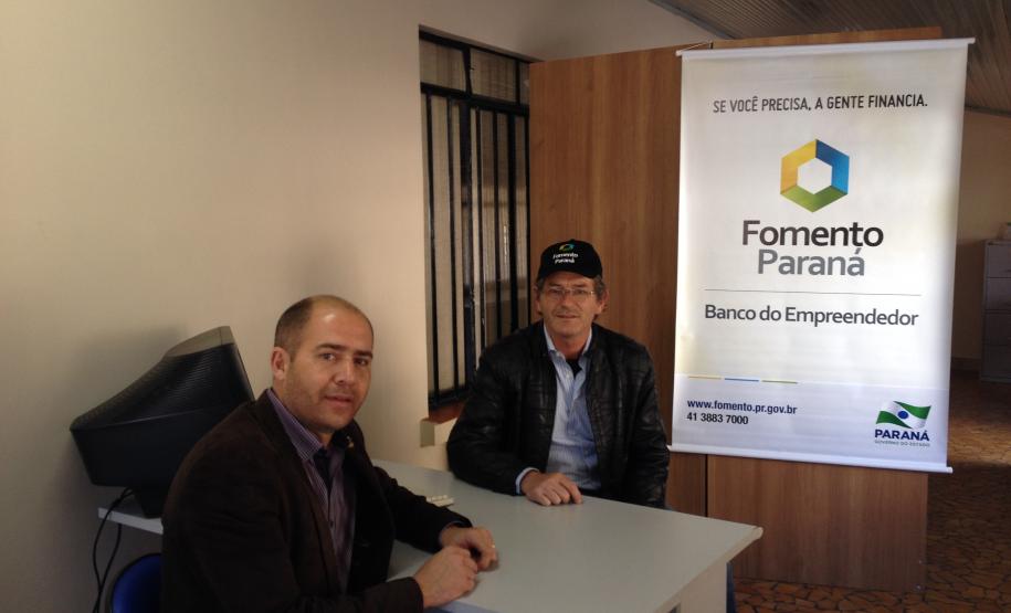 Equipes da Fomento Paraná seguem percorrendo municípios da região metropolitana de Curitiba para divulgar linhas de crédito de baixo custo para apoiar empreendedores de micro, pequeno e médio porte. Na segunda-feira (11), a equipe esteve em Colombo e nesta terça a equipe esteve em Araucária e Almirante Tamandaré.
