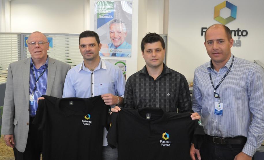 Diretor de Indústria e Comércio do município visita a sede da Fomento Paraná