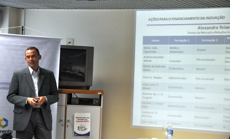 A Fomento Paraná e o Sebrae-PR promoveram uma reunião de trabalho sobre incentivo à inovação na tarde desta quarta-feira (12). O evento aconteceu na sede do Sebrae em Curitiba.