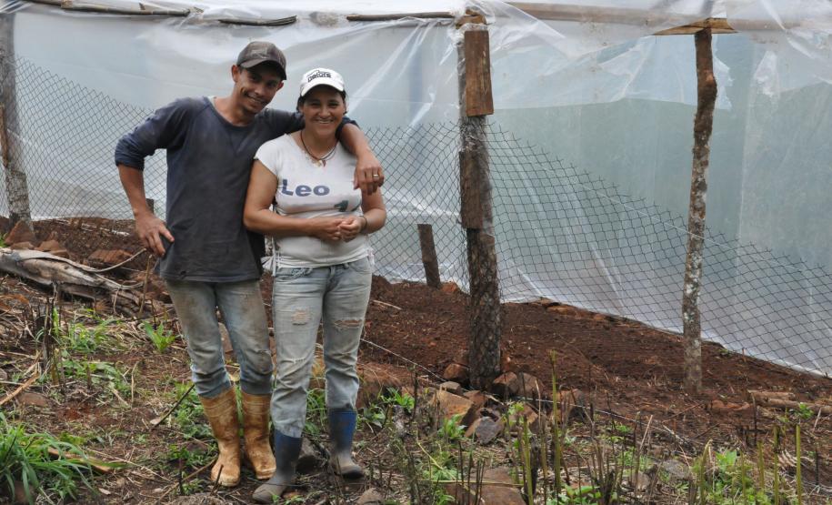 Microcrédito impulsiona empreendimentos no Interior Janete Correa da Costa, agricultora de Porto Barreiro, financiou horata irrigada pelo Paraná Juro Zero, da Fomento Paraná.
