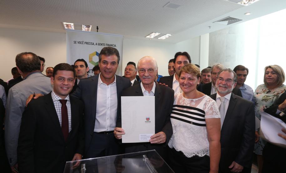 Alto Paraná, Cláudio Golemba.