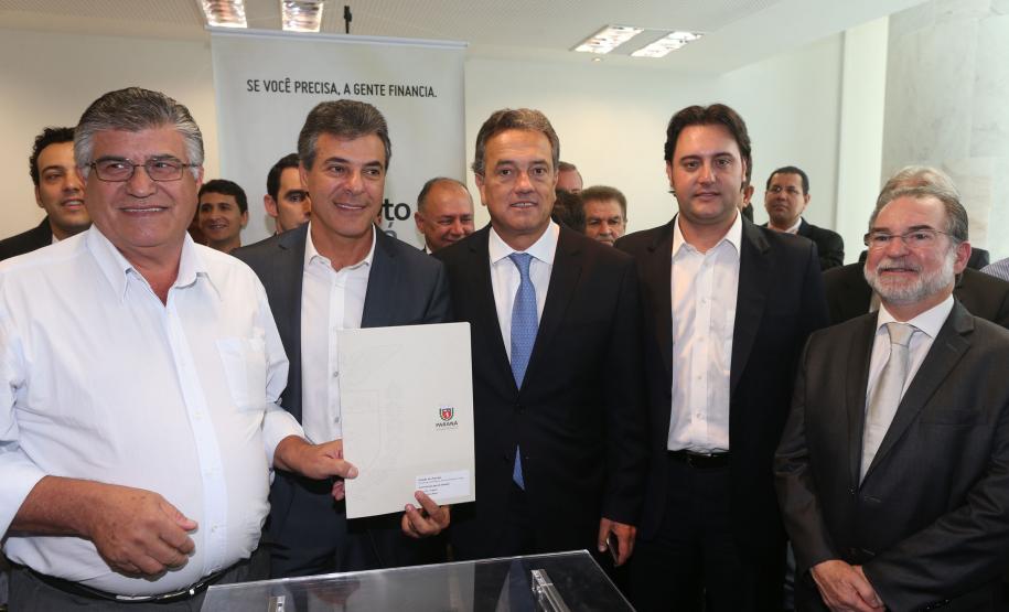 Arapoti, Braz Rizzi.