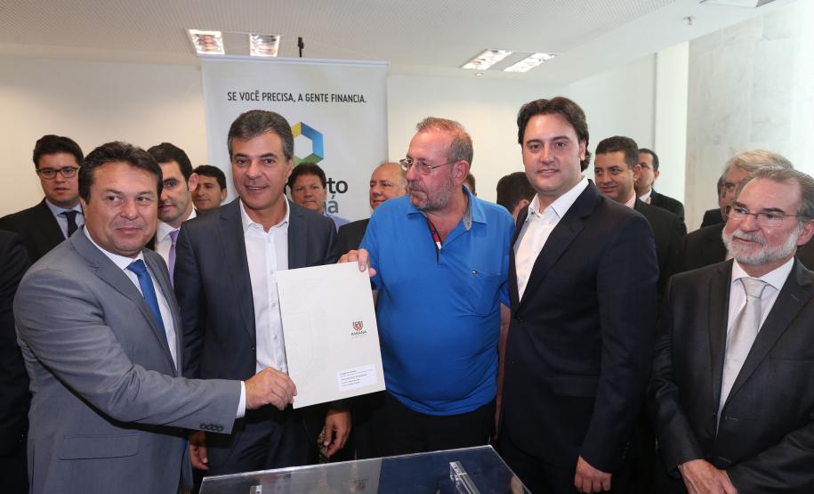 Boa Esperança, Cláudio Gotardo.