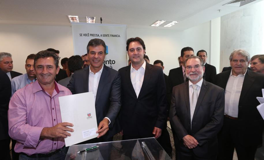 Iracema do Oeste, Donizete Lemos.